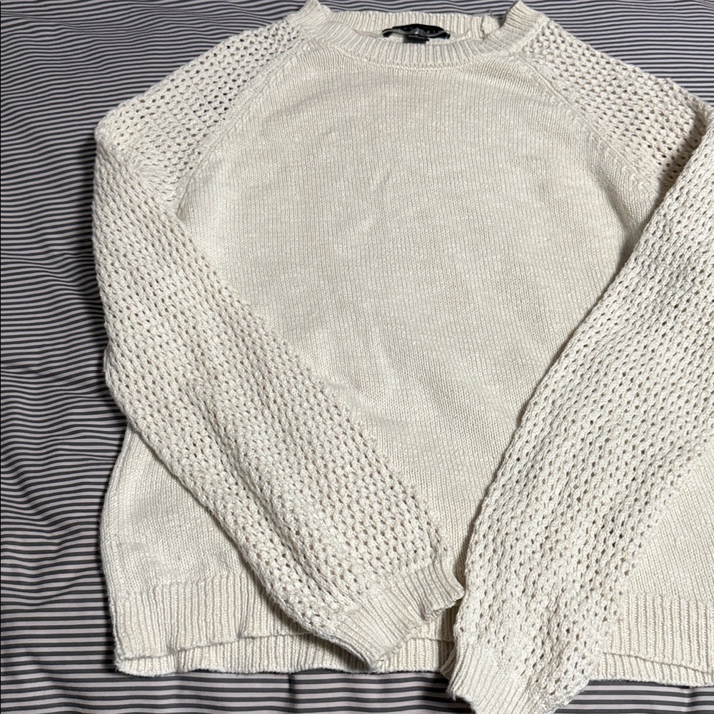 Women’s Sanctuary size med Sweater